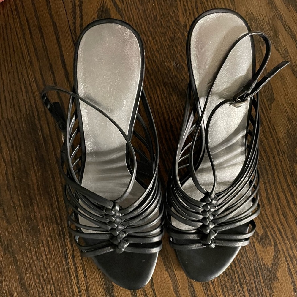 💲💲💲Nine West shoes.  Size 6